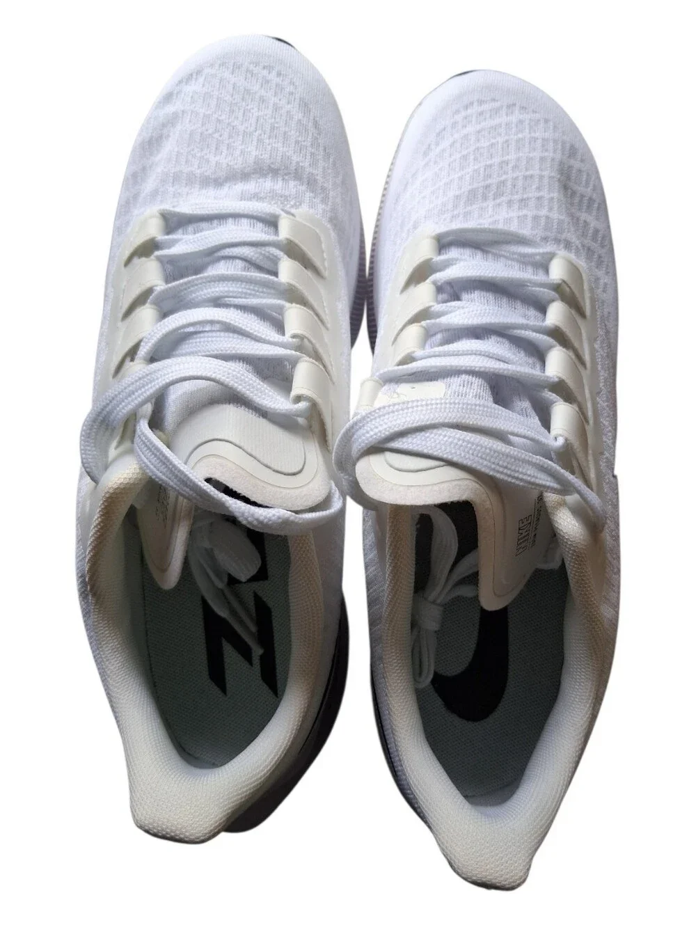 NWOB Nike Air Zoom Pegasus 37 White Running Shoes Athletic Sneakers US 11